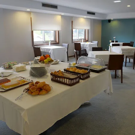 מלון Navarras 3*