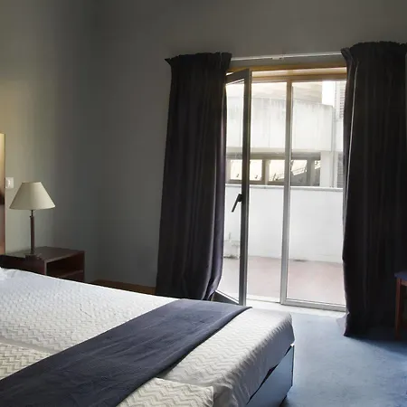 Navarras Hotel 3*