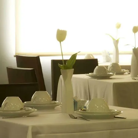 Hotel Navarras 3*